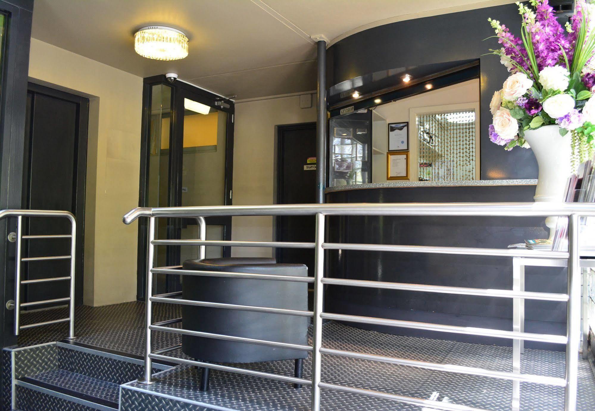Albert Heights Serviced Apartments Melbourne Exterior foto